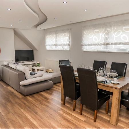 Apartman Hubertus 5* Vagovina Ngoại thất bức ảnh