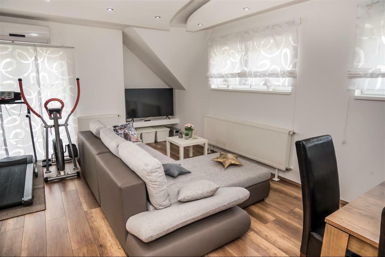 Apartman Hubertus 5* Vagovina Ngoại thất bức ảnh
