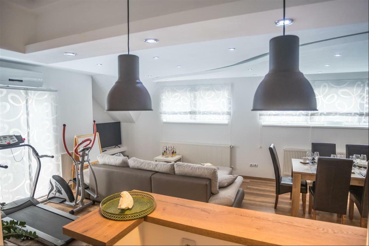 Apartman Hubertus 5* Vagovina Ngoại thất bức ảnh